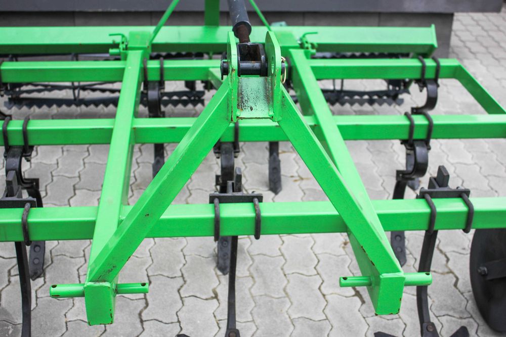 ПОСИЛЕНИЙ Культиватор 1.5 - 3,2 м навісний для трактора .КАТОК та БЕЗ