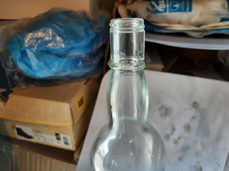 49 garrafas novas.verdes.castanhas e brancas.