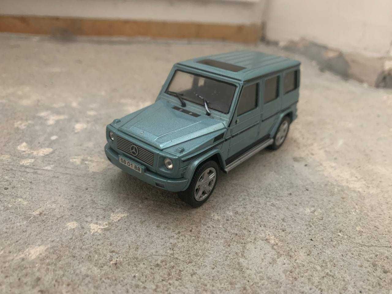 Коллекционная масштабная модель — Mercedes-Benz G-Class (W463) 1:43