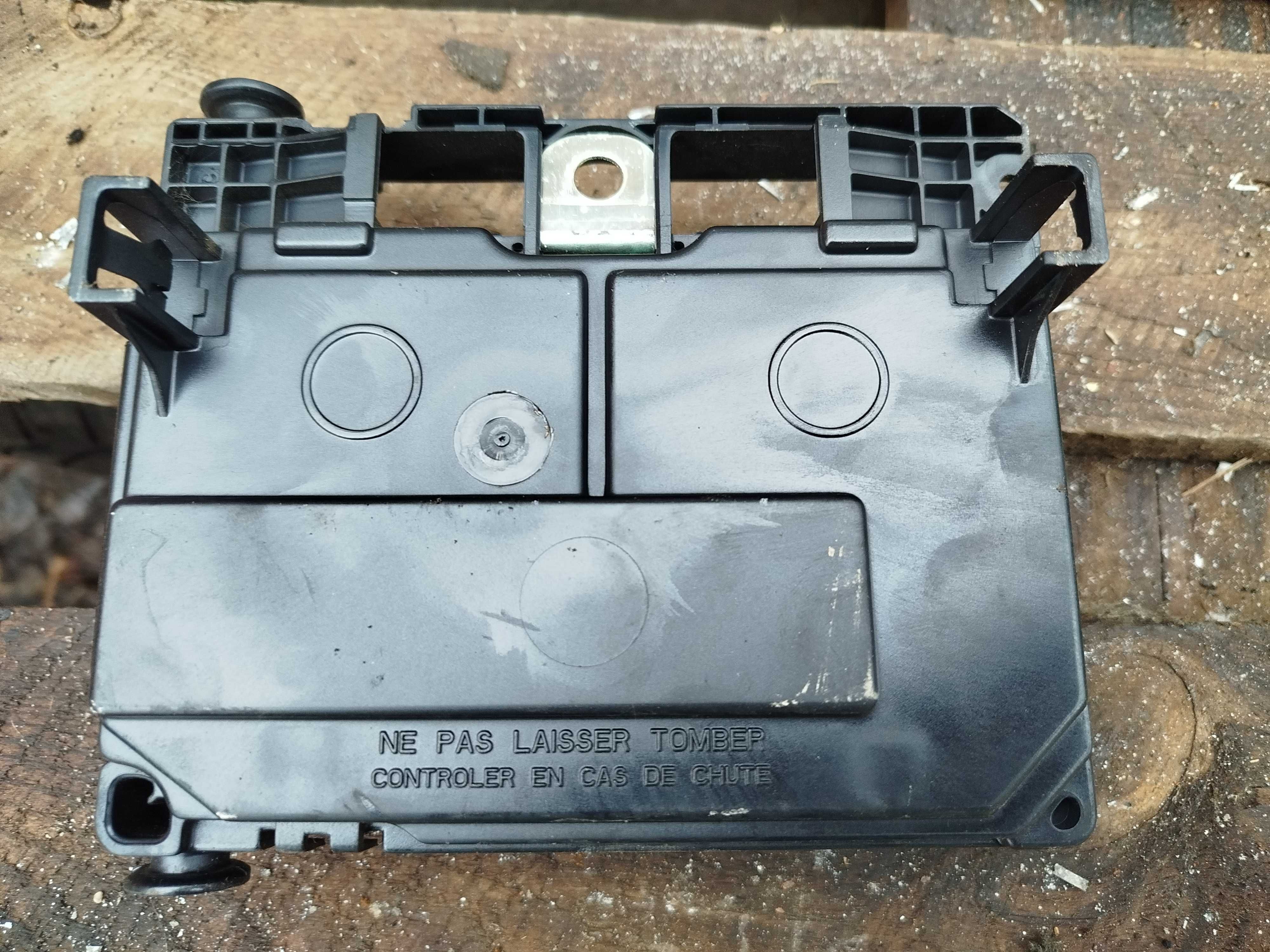 Блок управління BSM L01 L02 Peugeot 407 Citroen