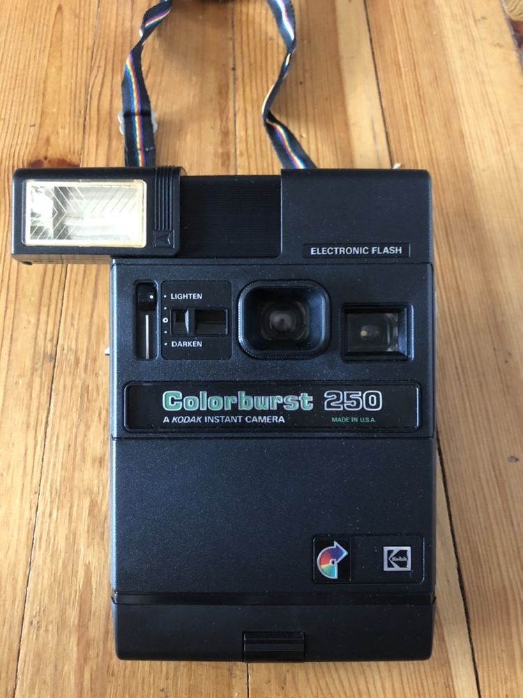 Aparat Kodak colorburst 250 typu polaroid. Made in USA. Lata 80-te.
