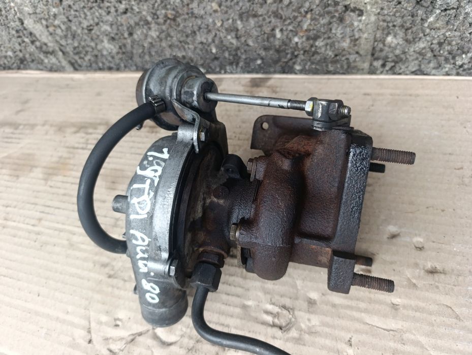 Турбіна 1.9 TDI Audi 80 B4 Passat Golf 028145701R
