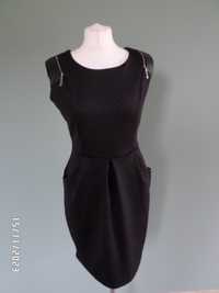 śliczna sukienka mała czarna -rozmiar-m/l-38