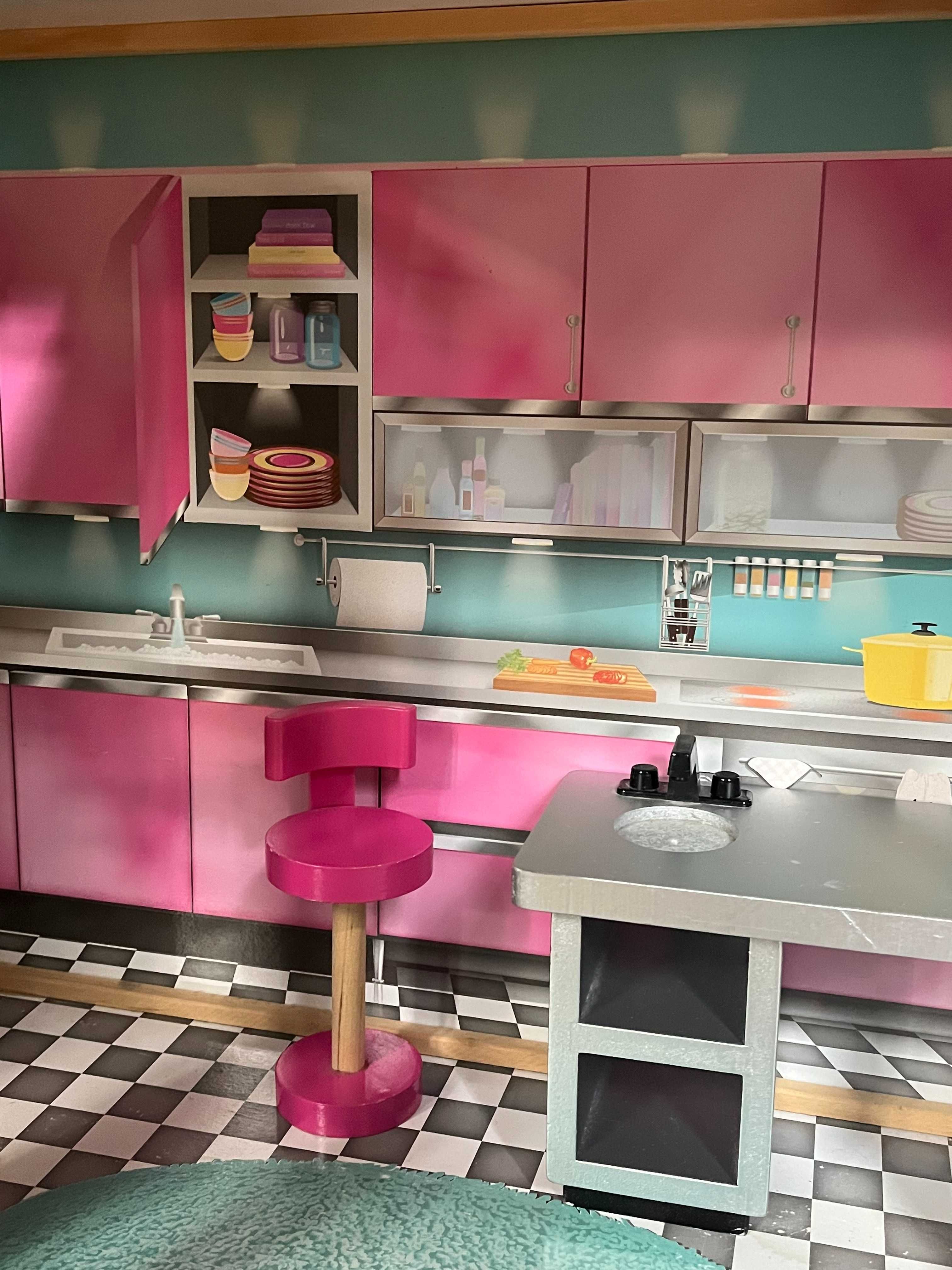 Domek dla Barbie. Mega duży!!!