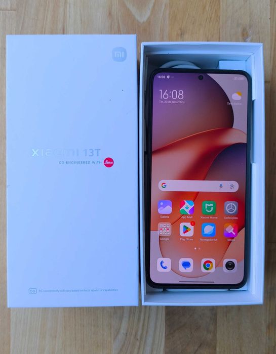 XIAOMI 13T (6.67" - 8 GB - 256 GB - Preto)