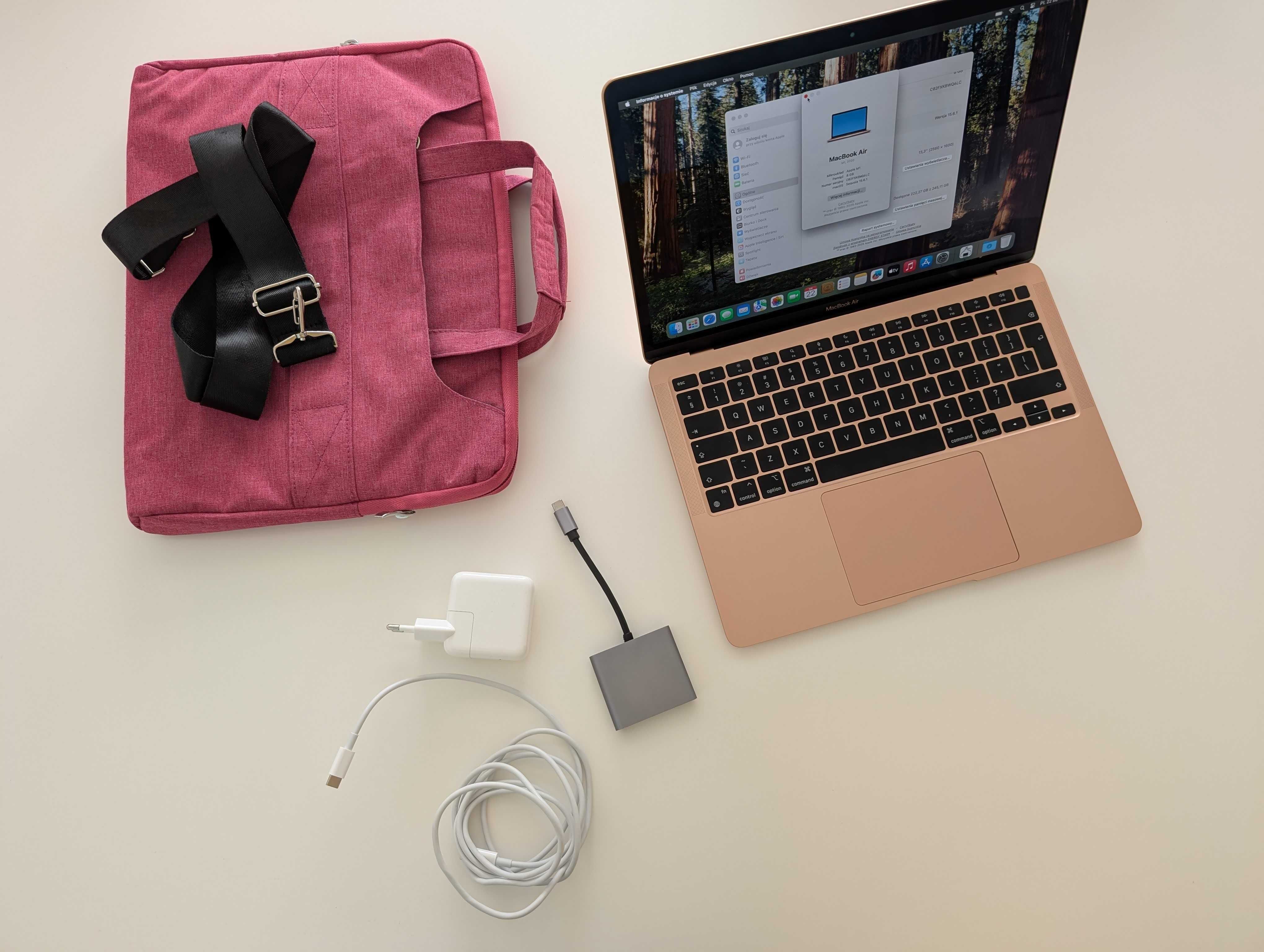 Apple MacBook Air M1 13,3" M1 8GB RAM - Stan idealny 99% + Etui + HUB