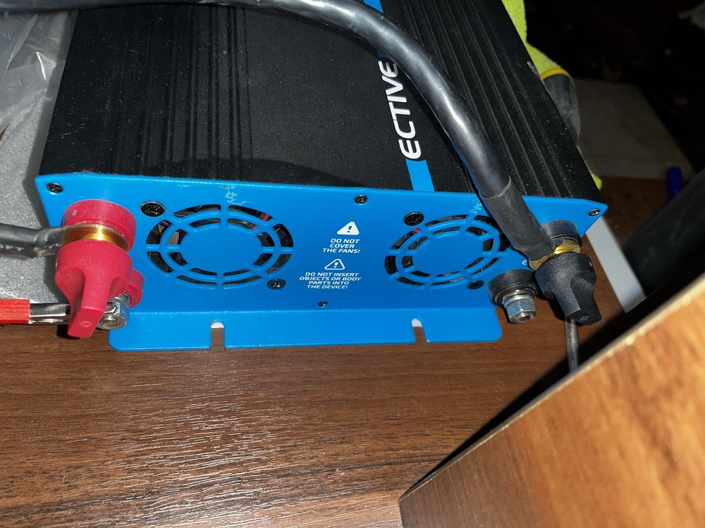 Інвертор Ective CSI 25 для 24v потужність  2500W