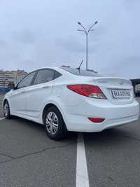 Hyundai Accent 1,6 2013 p