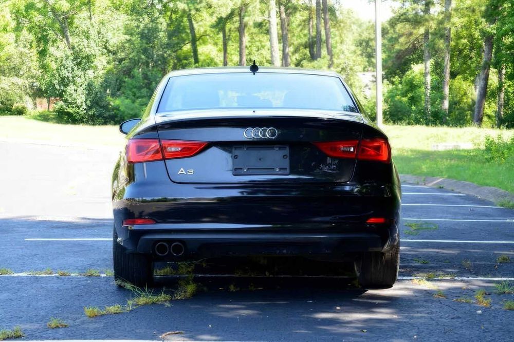 Audi A3      2015