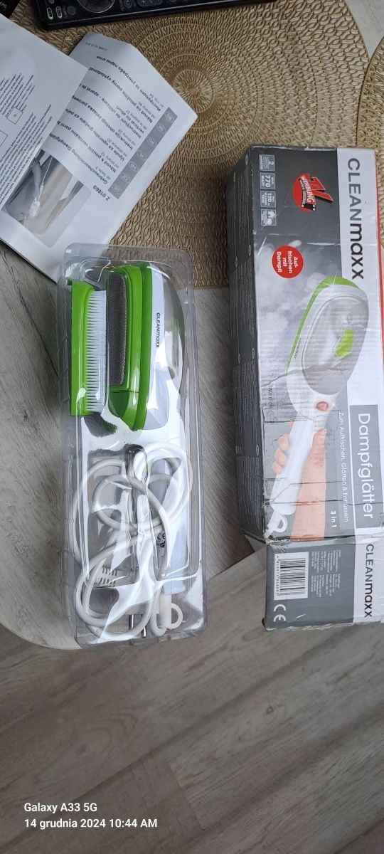 Żelazo parowe CLEANMAXX