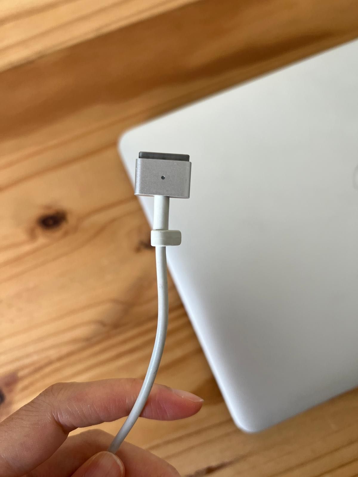 MacBook Pro 13” (Mid 2014) 8GB RAM | 256GB Prateado (Bom Estado)