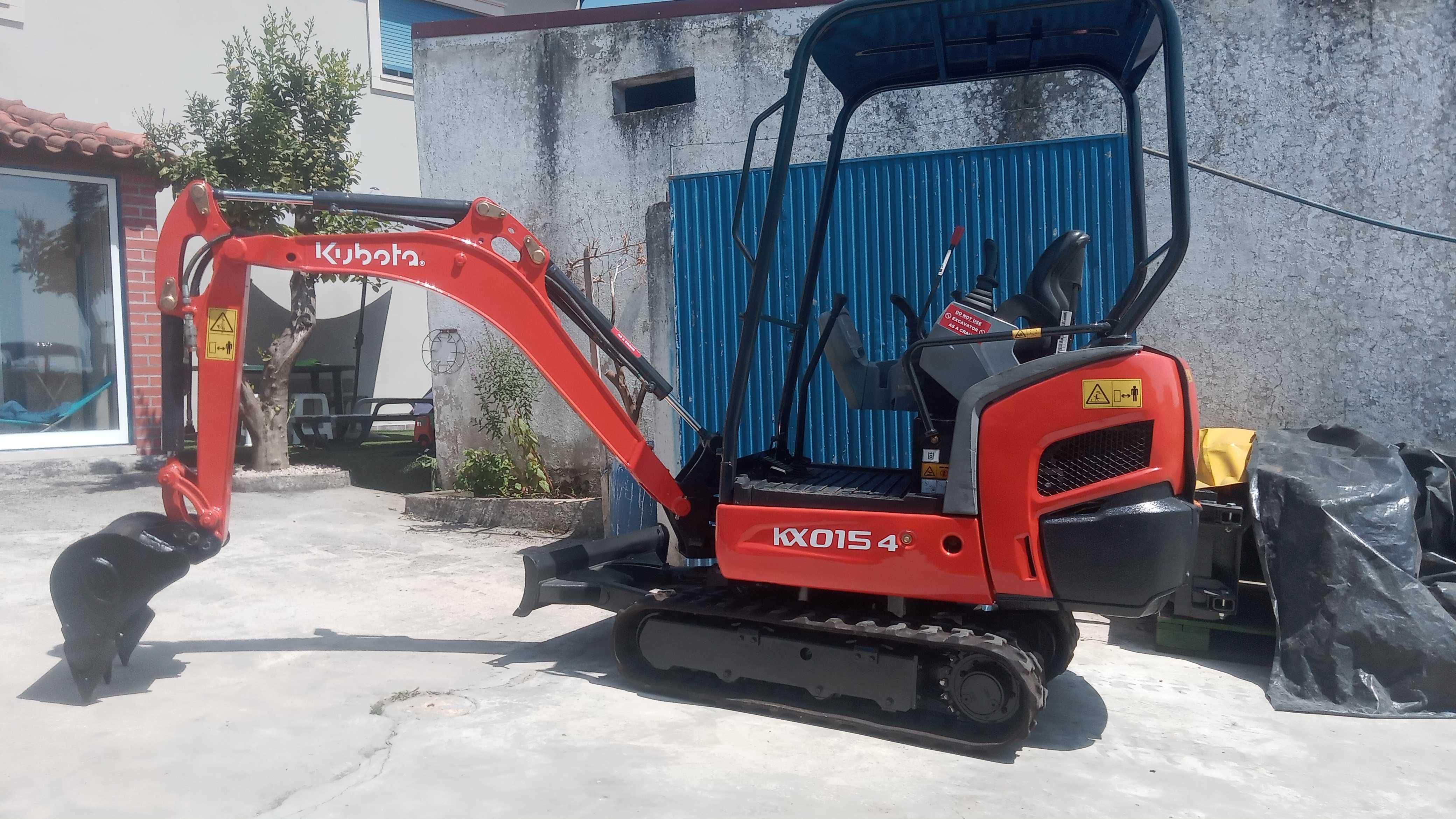 Escavadora Kubota  Kx 015  em óptimo estado!