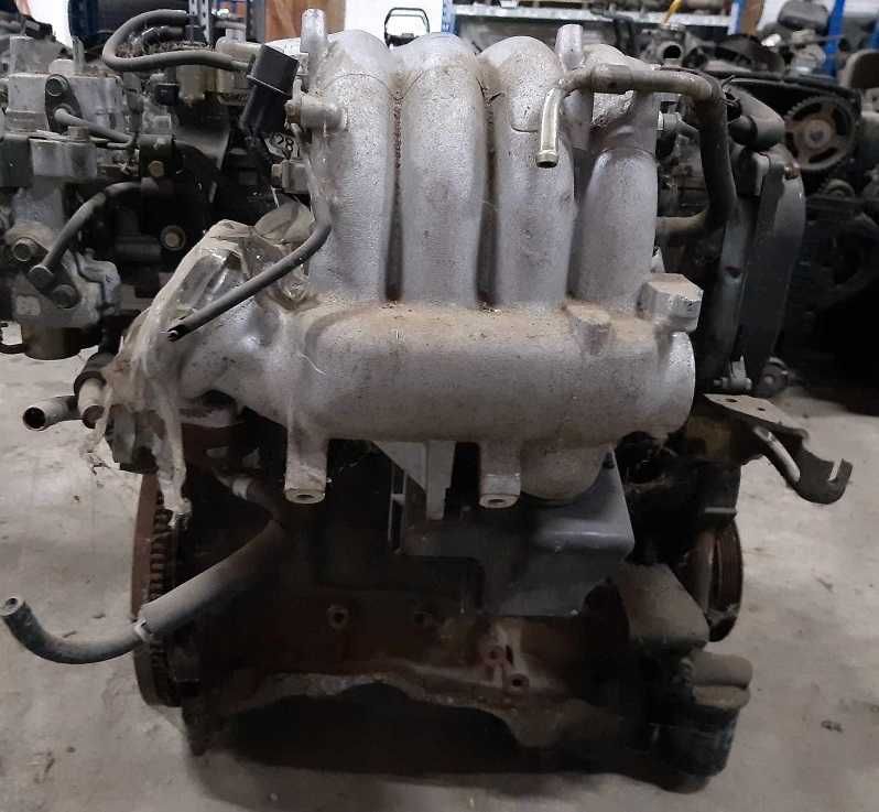 Mitsubishi Carisma 1.8 GDI Silnik 4G93