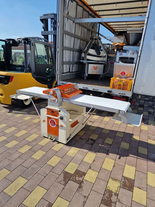 Тестораскатка Тісторозкочувальна для кондитерки слойки Rollfix  NEU