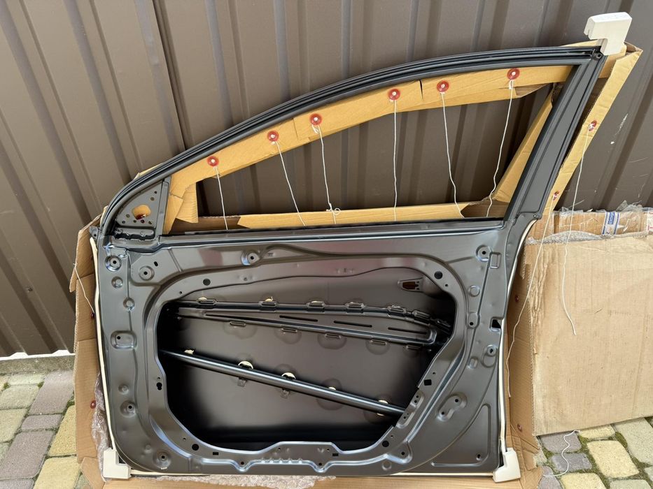 Крышка багажника двери Honda Accord CR-V Civic Kia Rio Hyundai Accent