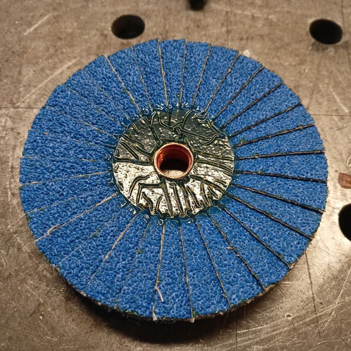 Tarcza do szlifowania Lukas lamelka listkowa gradacja 40 do pachwin