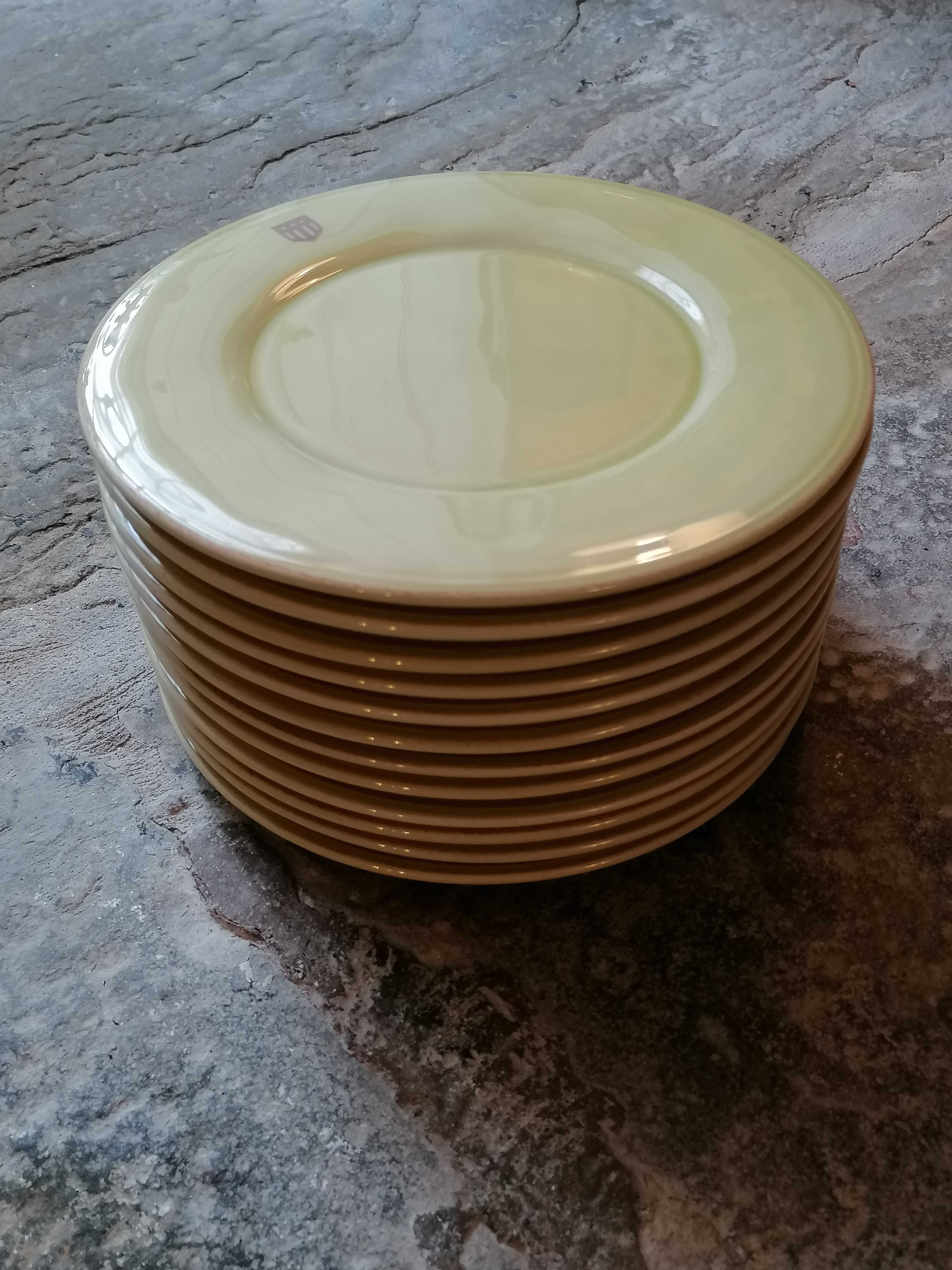 12 Pratos Verde-Claros GANT