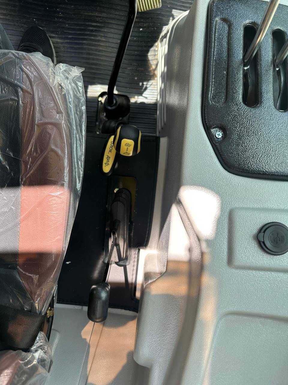 Трактор KENTAVR S 504CСUе