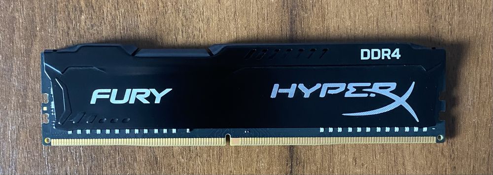 оперативної пам'яті Kingston HyperX FURY DDR4 об'ємом 4 ГБ.