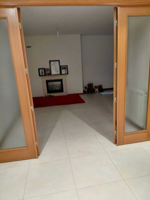Arrenda-se apartamento T3 4730 Vila Verde