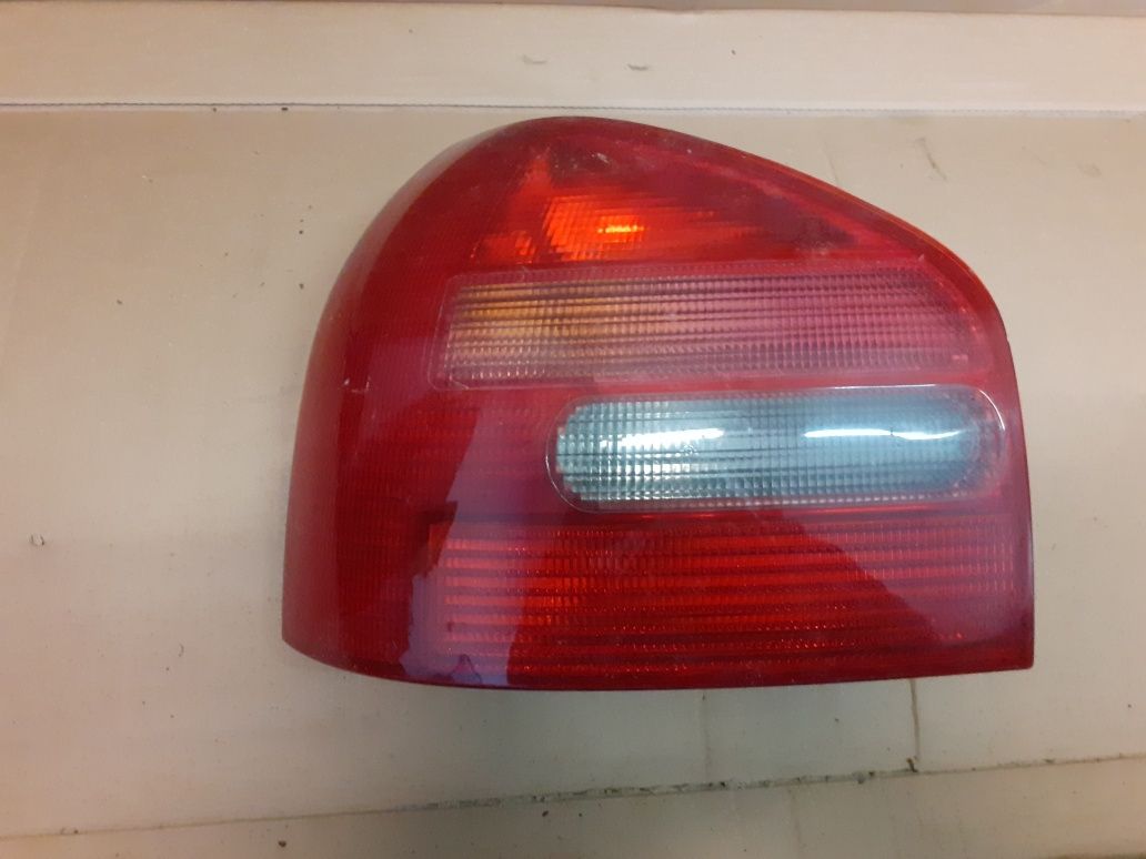 Lampa tył audi a3