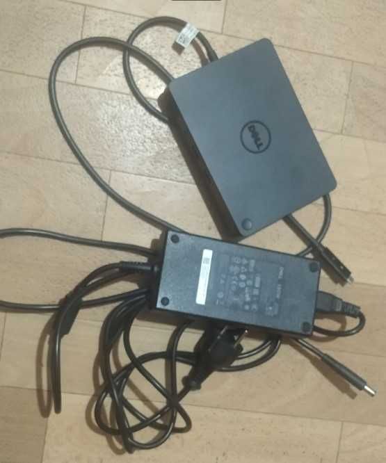 Достанция Dell WD15, K17A001 с блоком питания 130 ватт