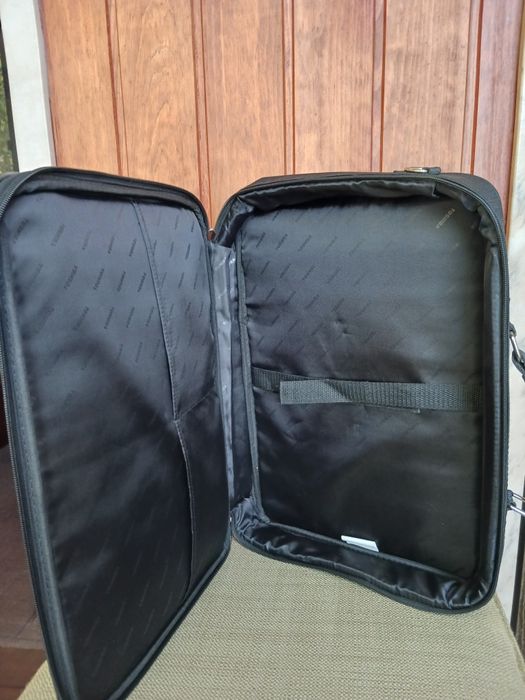 Pasta para transportar computador portátil