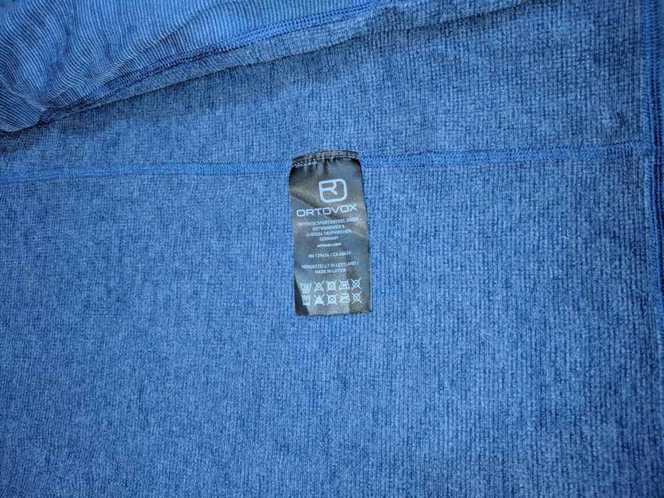 Теплая трекинговая термокофта худи ortovox merino inside
