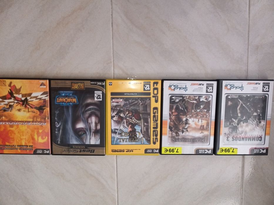 Conjunto de jogos PC.