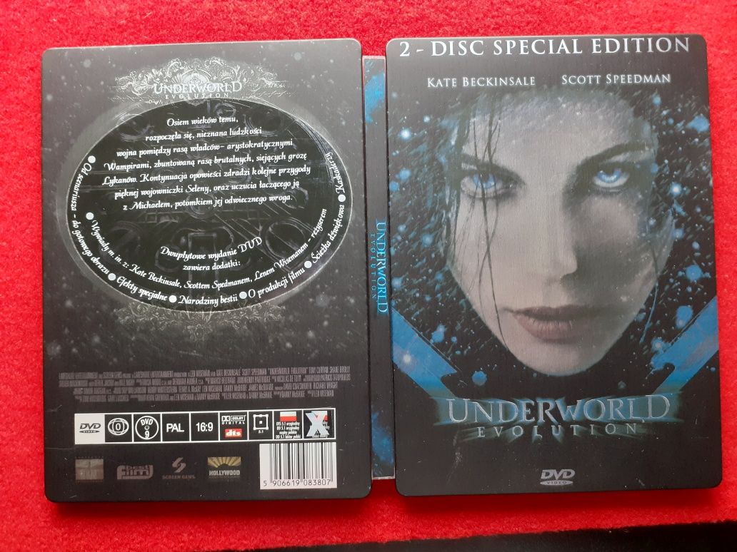 Underworld 2: Evolution metalbox [2DVD]