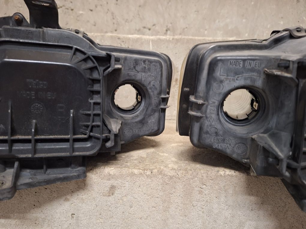 lampy a4 b6 przód komplet