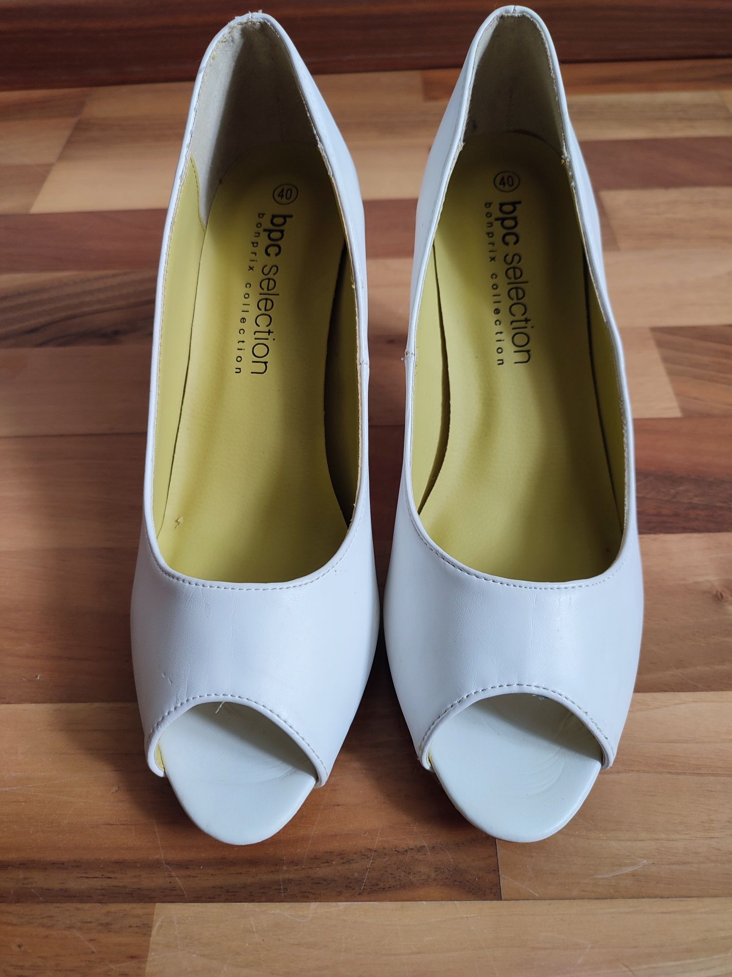 Białe buty ślubne czółenka bez palców bpc r. 40