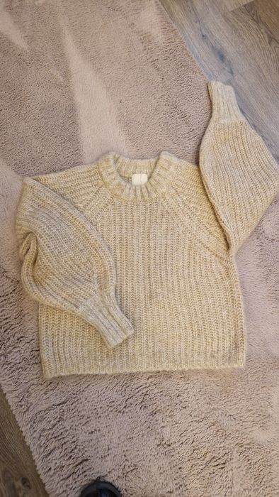 Светр жіночий вовна