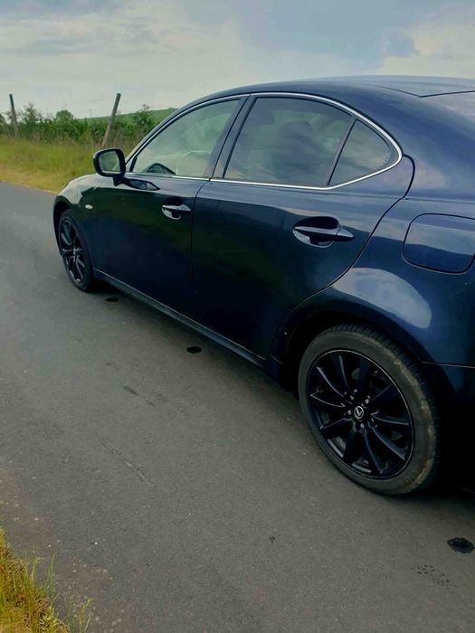 Sprzedam auto marki Lexus IS220 d