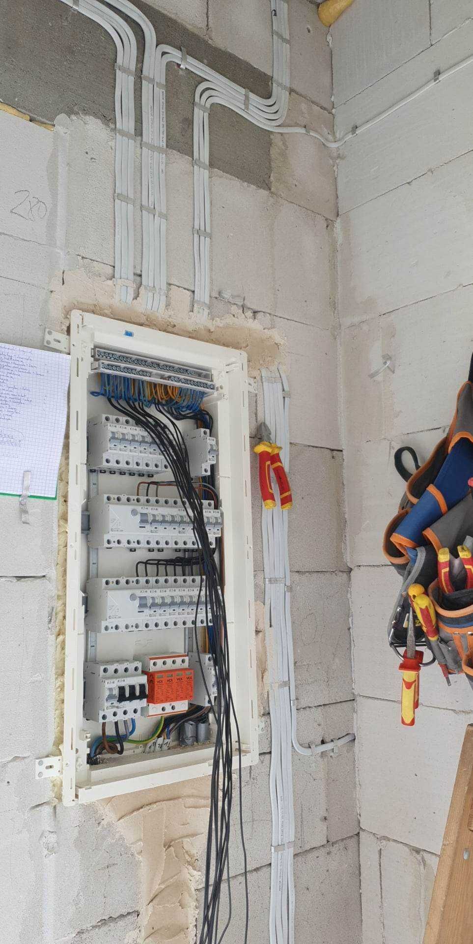 Instalacje, Usługi Elektryczne ELEKTRYK z uprawnieniami