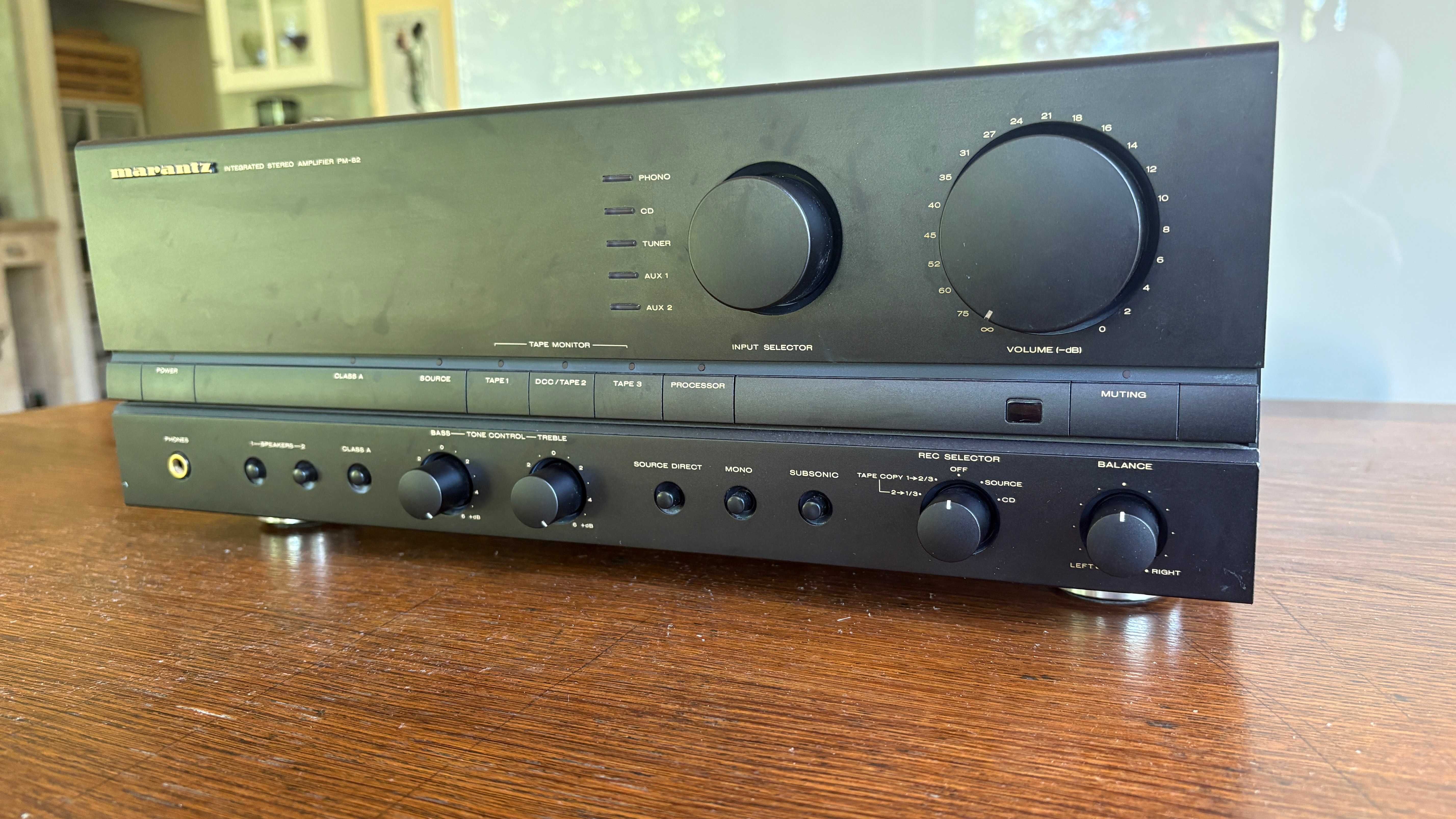 Wzmacniacz Marantz PM 82