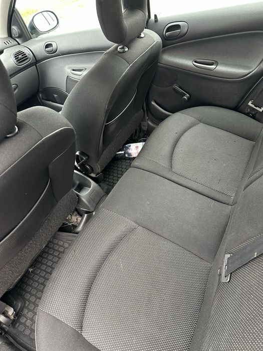 Продам Пежо 206 SW