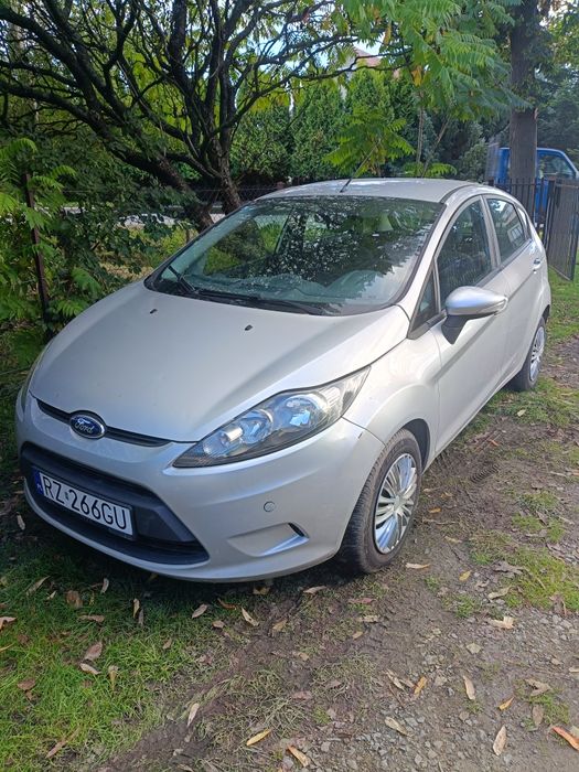 Sprzedam Ford fiesta 2010