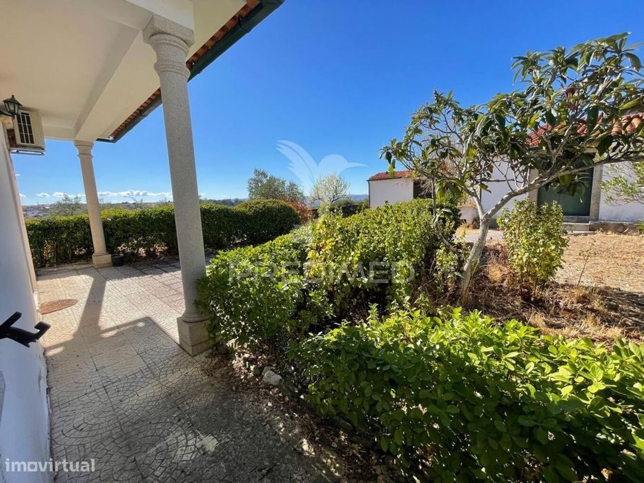 Moradia em Almendra – Vila Nova de Foz Côa