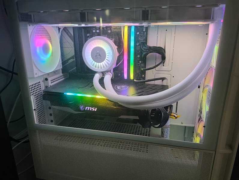 Komputer Gamingowy Ryzen 5 7600x | Radeon RX 6800XT | 32GB DDR5 | GWAR