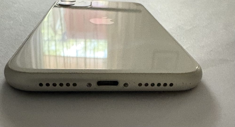Iphone 11 stan bardzo dobry