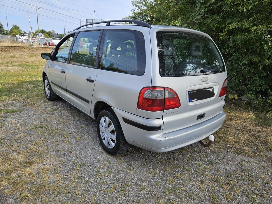 Ford Galaxy 2002 рік 1,9 TDi  7 місць для військових