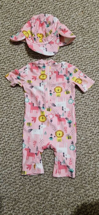 Дитячий купальний костюм з шапочкою. Майже новий купальник на дівчинку