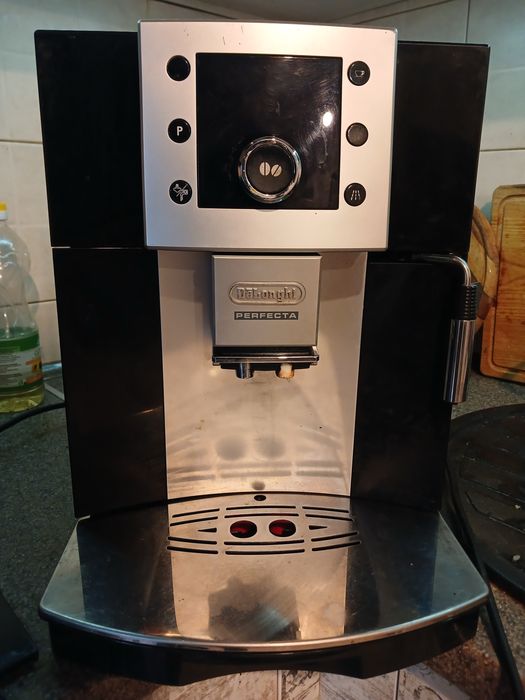 Кавомашина DELONGHI Magnifica S на запчасти