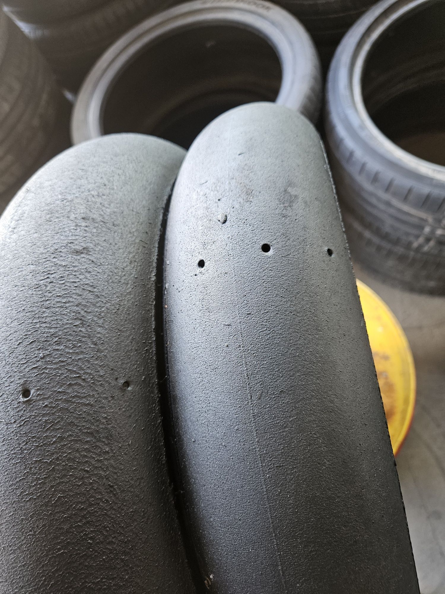 AMT 100/90R12 120/80R12 MRF SLICK