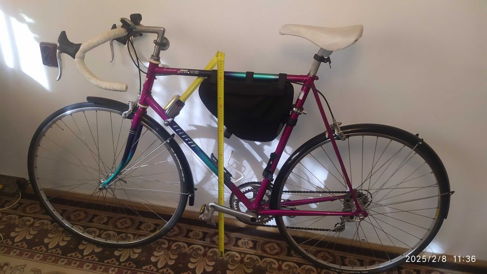 Rower miejsko-szosowy marki Allegro