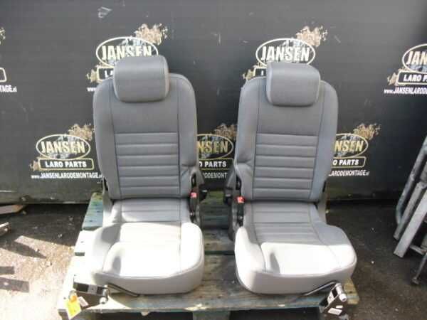 Land rover defender puma BANCOS TRASEIROS