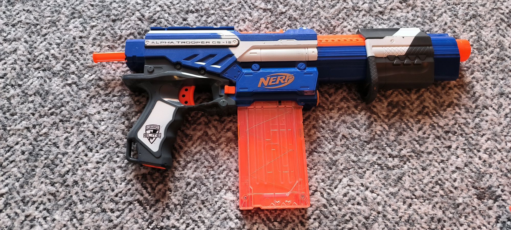 Karabin NERF - duży magazynek.