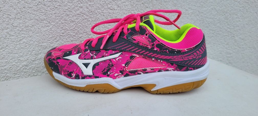 Buty sportowe Mizuno Haugane rozmiar 34-21 cm