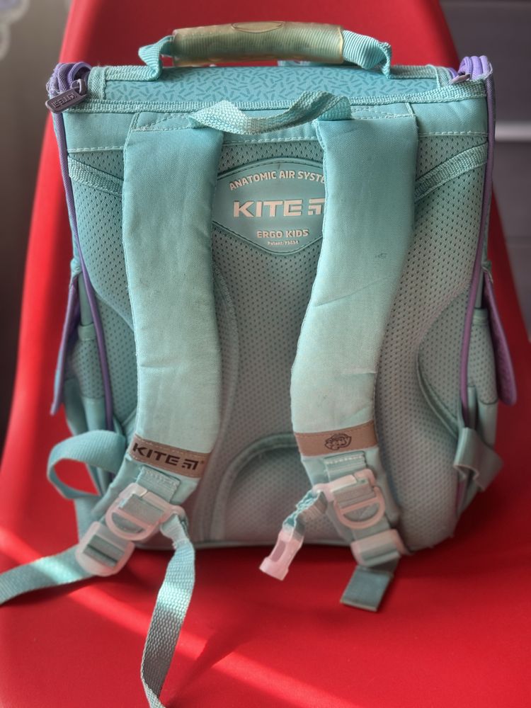 Продам рюкзак Kite для девочки 1-4 класс